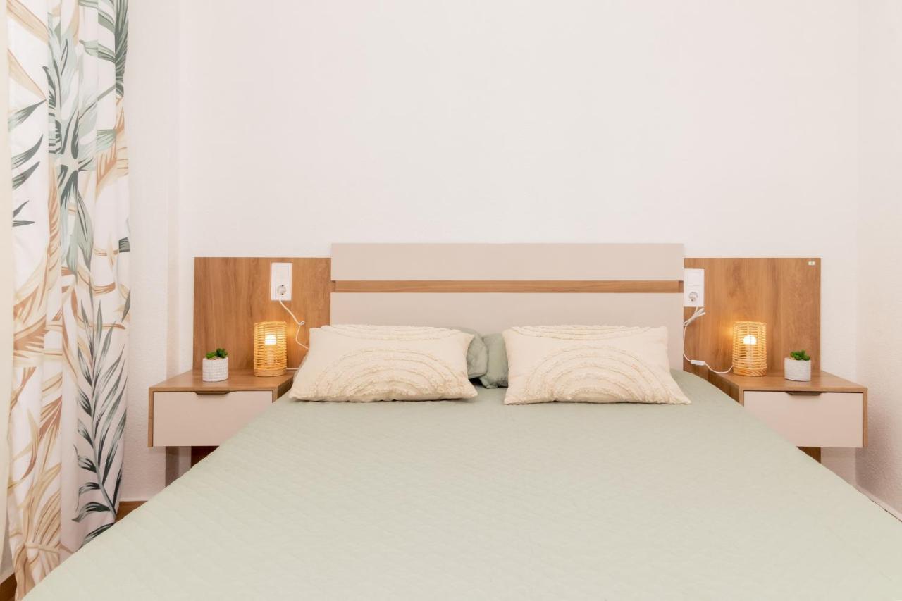 Apartamento Maximo Torrevieja Bagian luar foto