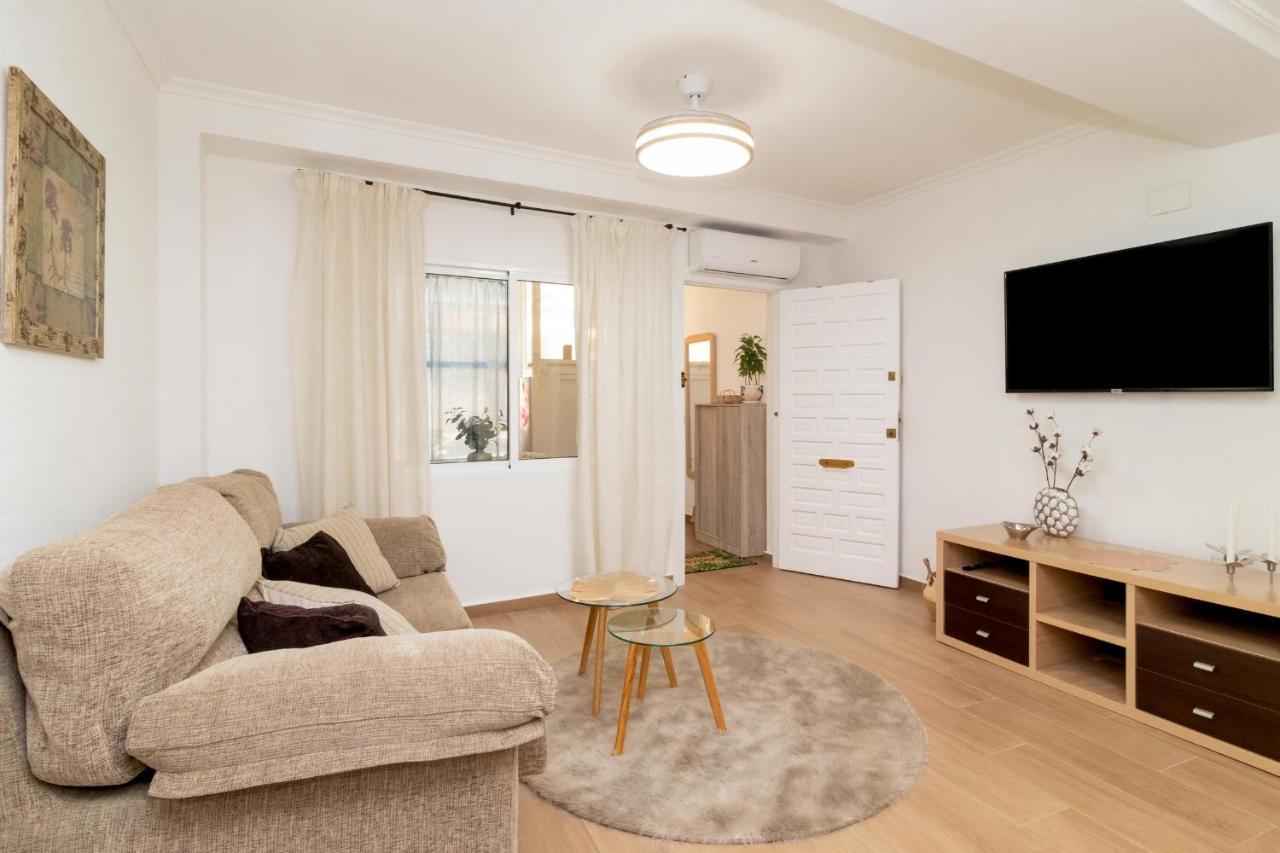 Apartamento Maximo Torrevieja Bagian luar foto