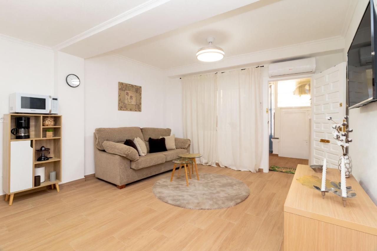 Apartamento Maximo Torrevieja Bagian luar foto